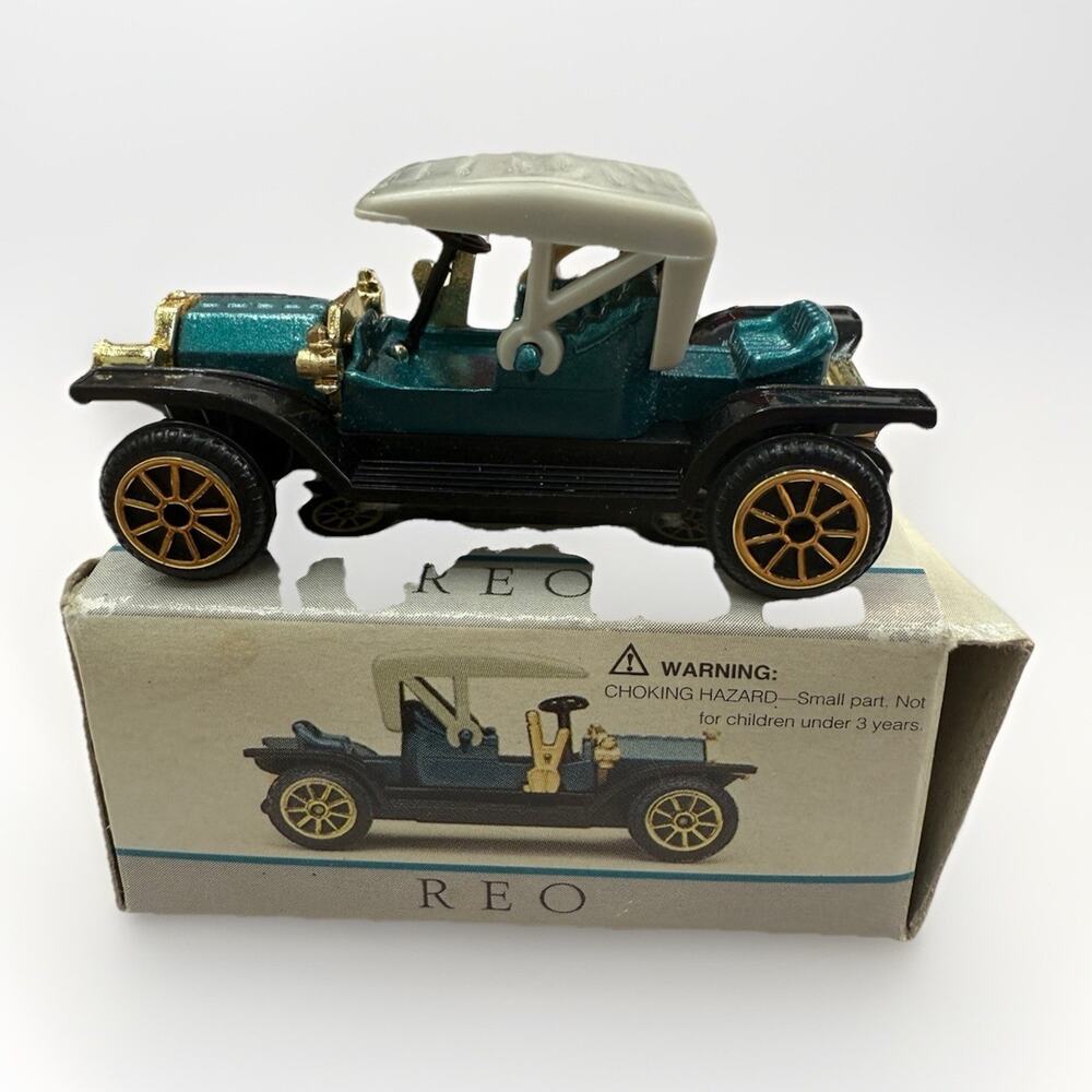 Vintage Antique Toy Car REO NO. 212 Car Die Cast Collectible